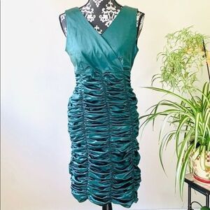 MADISON Avenue green dress size 12